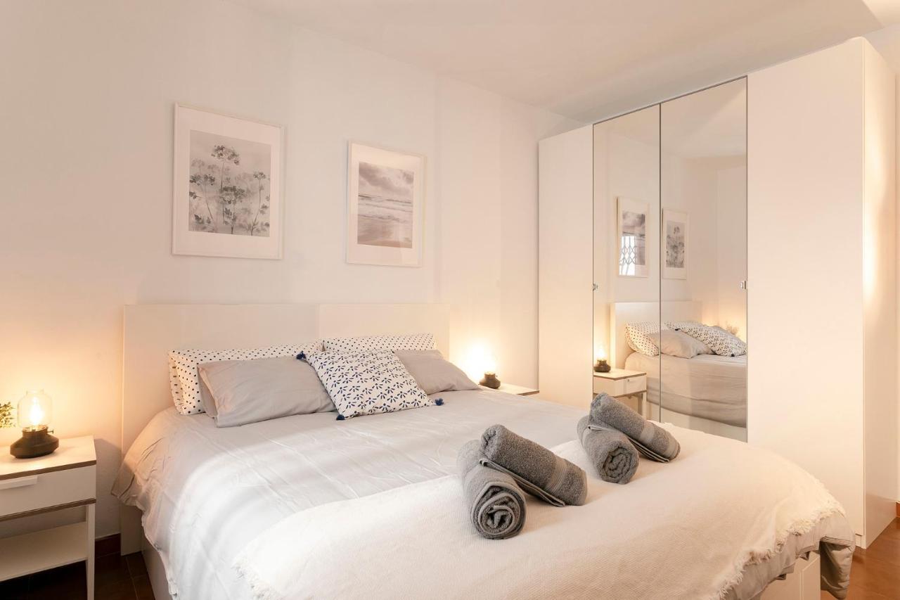 Barcelona Beach Home Екстер'єр фото